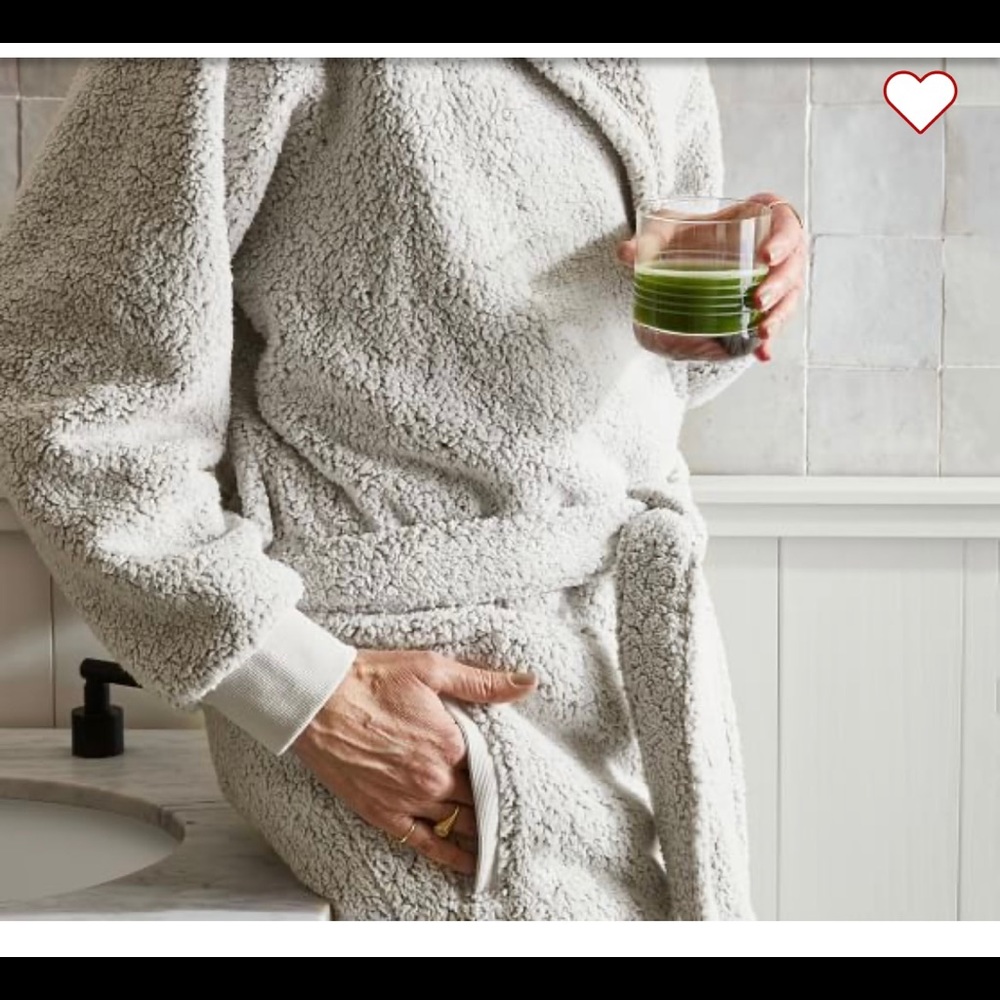 Plush Women’s Robe